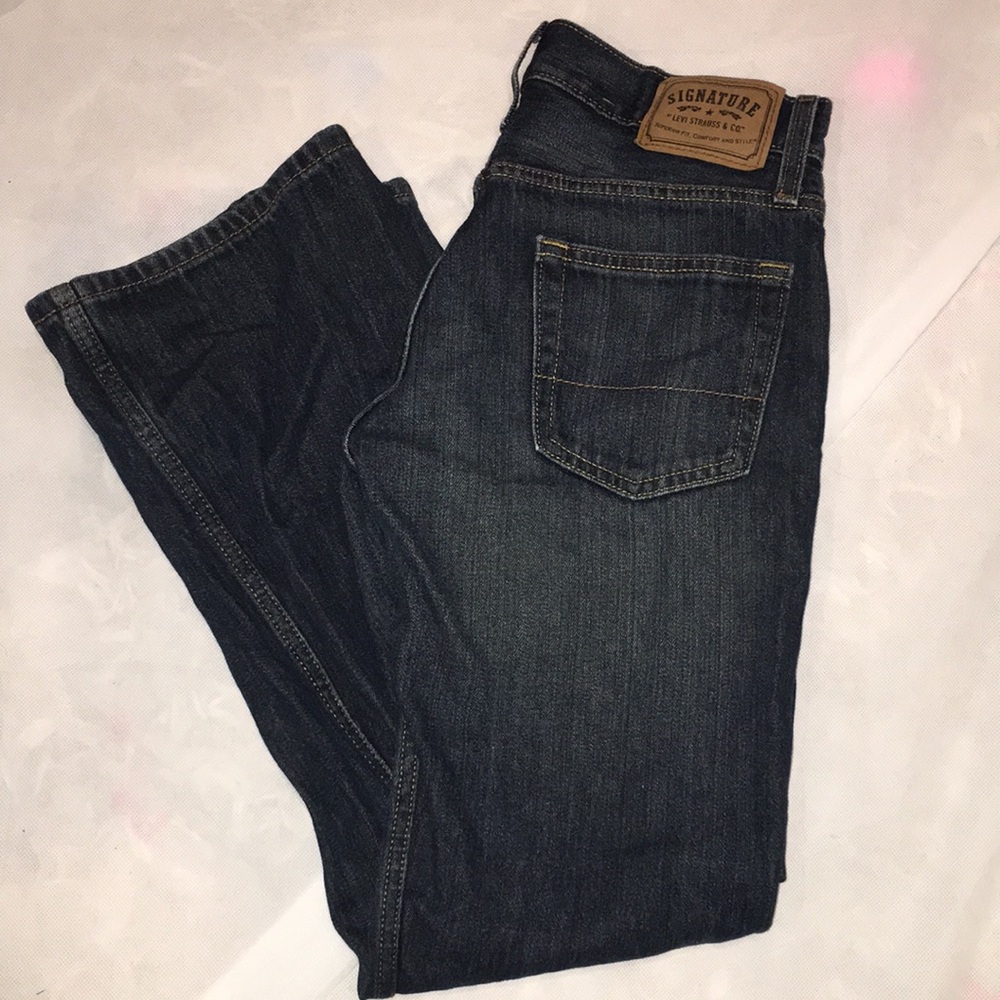 Signature Levi Strauss & Co. Bootcut Jeans | Dark Wash | Size 30W x 30L - Picture 6 of 6